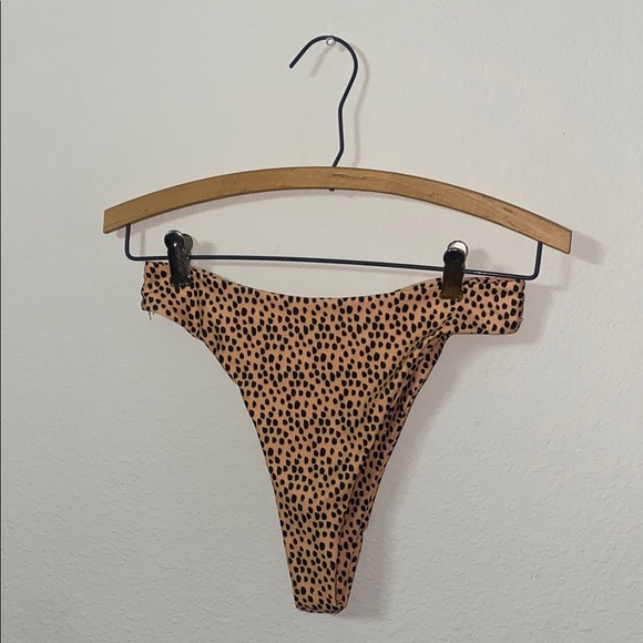 Zara Other - 🎈Brown leopard bikini bottoms size 6!